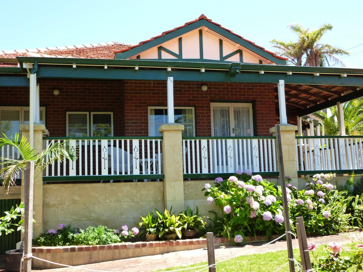 Exley House B&B Perth Exterior photo